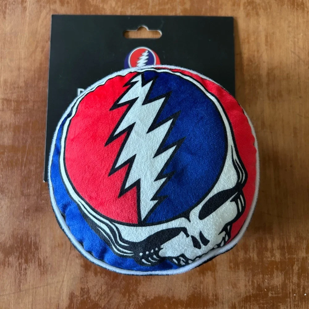 NWT Grateful Dead Steal Your Face Plush Squeaker Dog Toy